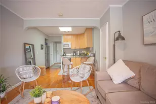 302 E Broadway, Long Beach, NY 11561 - Photo 8