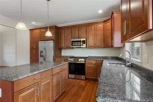 9 Ralph Brach Dr, Wallkill, NY 12589 - Photo 8