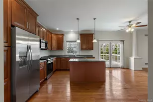 9 Ralph Brach Dr, Wallkill, NY 12589 - Photo 6