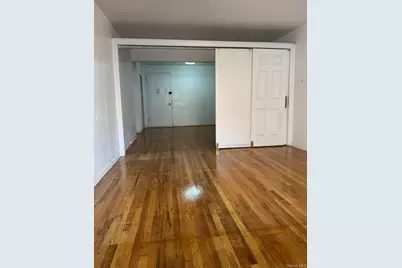 83-30 Vietor Avenue #422, Elmhurst, NY 11373 - Photo 6