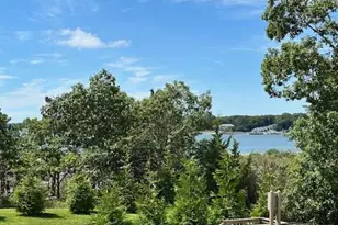 7 Corwin Ln, Hampton Bays, NY 11946 - Photo 18