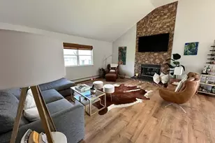 7 Corwin Ln, Hampton Bays, NY 11946 - Photo 4