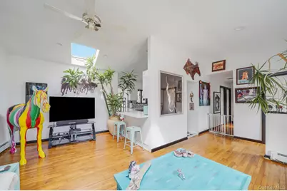7 Betsy Drive, West Sayville, NY 11796 - Photo 10