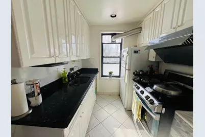 80-35 Springfield Boulevard #2M, Queens Village, NY 11427 - Photo 10