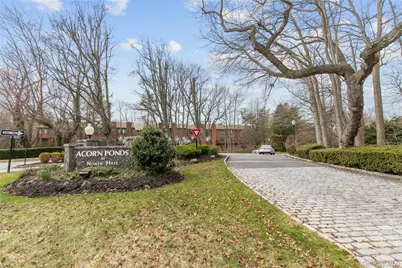 18 Acorn Ponds Drive, Roslyn, NY 11576 - Photo 26