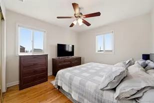 184 Inlet Dr, Lindenhurst, NY 11757 - Photo 12