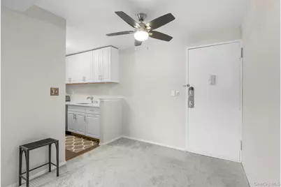 505 Central Avenue #201, White Plains, NY 10606 - Photo 8