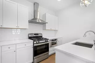 401 Breton Wy, Glen Cove, NY 11542 - Photo 12