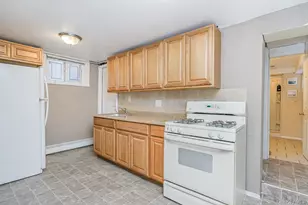 2071 E 35th St, Brooklyn, NY 11234 - Photo 14