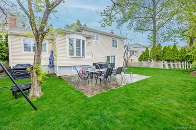 23 Geoffrey Lane, Hewlett, NY 11557 - Photo 6