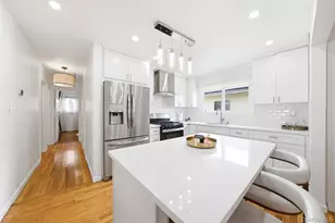 38 Sutton St, Hempstead, NY 11550 - Photo 10