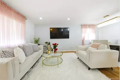 38 Sutton Street, Hempstead, NY 11550 - Photo 8