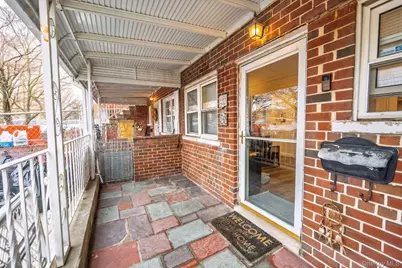 264 Throgs Neck Boulevard, Bronx, NY 10465 - Photo 2