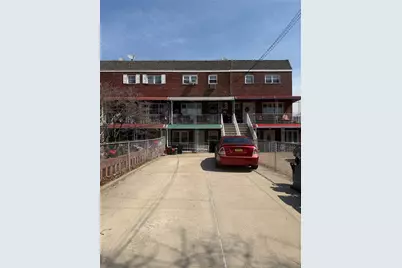 264 Throgs Neck Boulevard, Bronx, NY 10465 - Photo 1