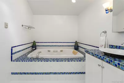 6 Edcris Lane, Huntington, NY 11743 - Photo 22