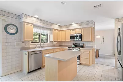 88 Highview Avenue, Nanuet, NY 10954 - Photo 24