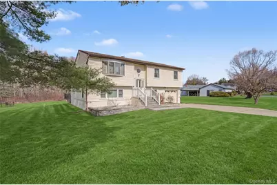 6 Adams Court, Monroe, NY 10950 - Photo 2