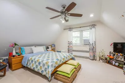 20047 39th Avenue, Bayside, NY 11361 - Photo 12