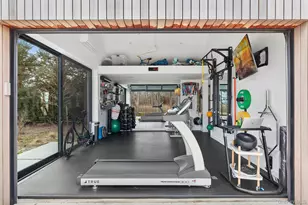 1080 Springs Fireplace Rd, East Hampton, NY 11937 - Photo 12