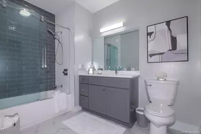 75 Circle Drive #88-205, Central Islip, NY 11722 - Photo 8