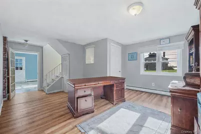 146 Awixa Avenue, Bay Shore, NY 11706 - Photo 32