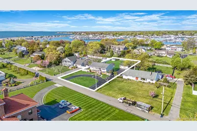 146 Awixa Avenue, Bay Shore, NY 11706 - Photo 4