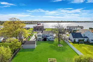 146 Awixa Ave, Bay Shore, NY 11706 - Photo 8