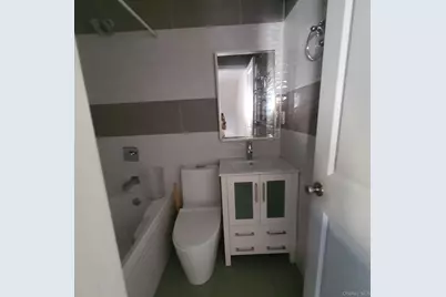 10442 164th Street, Jamaica, NY 11433 - Photo 20