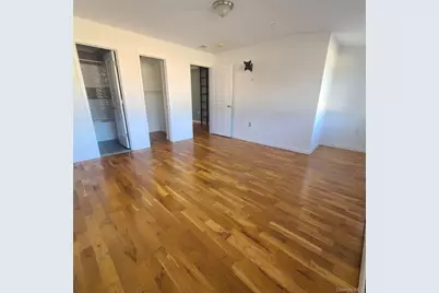 10442 164th Street, Jamaica, NY 11433 - Photo 8