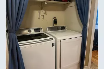 4 Fox Path, Coram, NY 11727 - Photo 14