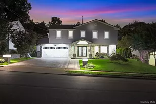 80 Knolls Dr N, Manhasset Hills, NY 11040 - Photo 2
