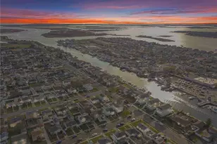 718 Guy Lombardo Ave, Freeport, NY 11520 - Photo 10