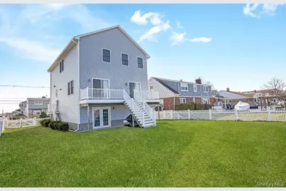 718 Guy Lombardo Avenue, Freeport, NY 11520 - Photo 30