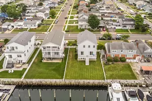 718 Guy Lombardo Ave, Freeport, NY 11520 - Photo 40