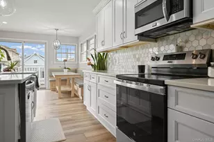 40 W 13th Rd, Broad Channel, NY 11693 - Photo 10