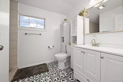 40 W 13th Road, Broad Channel, NY 11693 - Photo 22