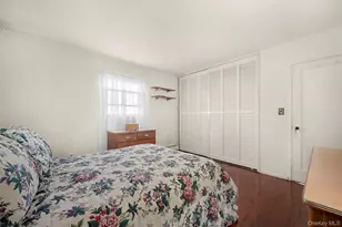 60 Flamingo Rd, Levittown, NY 11756 - Photo 22