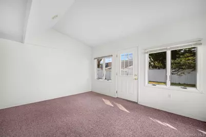 60 Flamingo Road, Levittown, NY 11756 - Photo 14