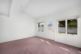 60 Flamingo Rd, Levittown, NY 11756 - Photo 14