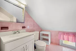 60 Flamingo Rd, Levittown, NY 11756 - Photo 36