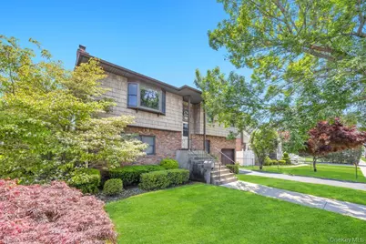 1840 Maurice Avenue, East Meadow, NY 11554 - Photo 2