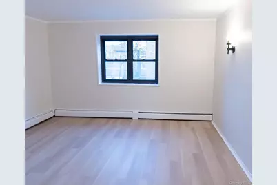 100 Clinton Avenue #2E, Mineola, NY 11504 - Photo 18