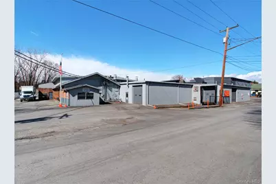 56 Clarendon Avenue, Kingston, NY 12401 - Photo 2