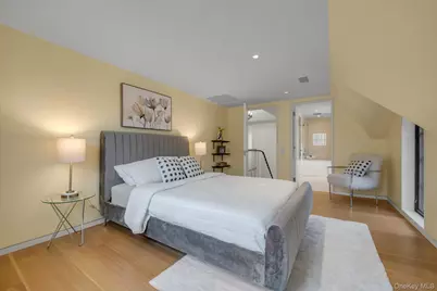 217 Sands Point Road, Port Washington, NY 11050 - Photo 30