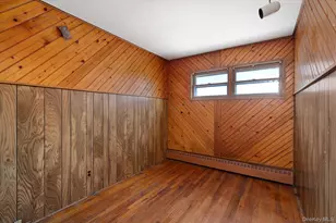 230 Yoakum Ave, Farmingdale, NY 11735 - Photo 10