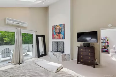 18 Quail Run, Hampton Bays, NY 11946 - Photo 34