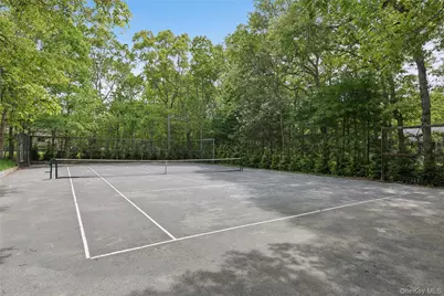 18 Quail Run, Hampton Bays, NY 11946 - Photo 10