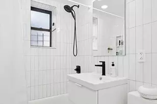 319 E 105th St, New York, NY 10029 - Photo 4