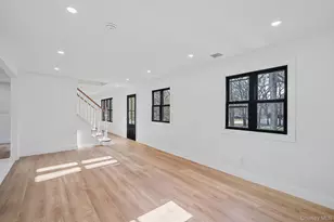 426 Lucerne Ave, Shirley, NY 11967 - Photo 6