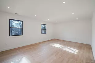 426 Lucerne Ave, Shirley, NY 11967 - Photo 20